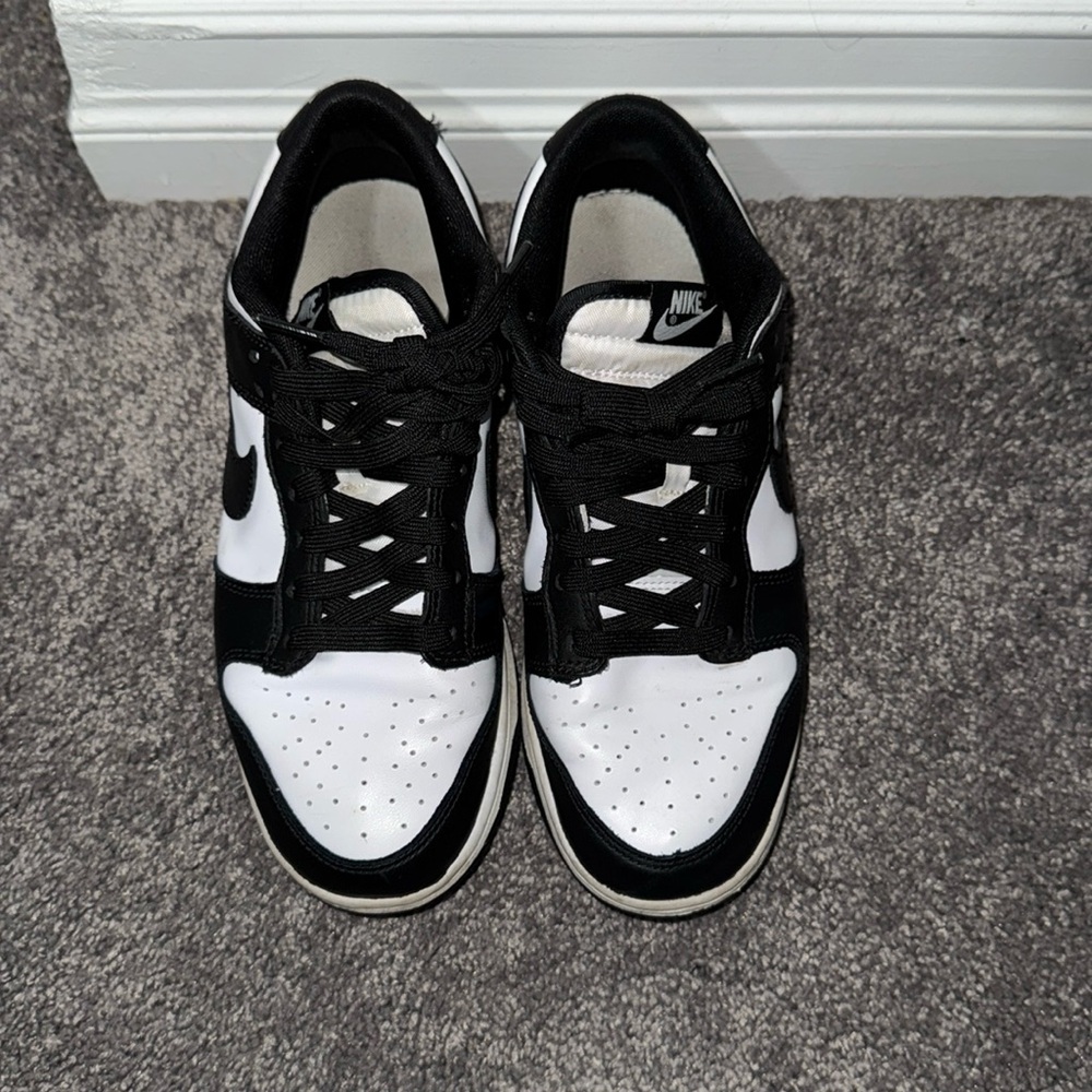 Panda dunks